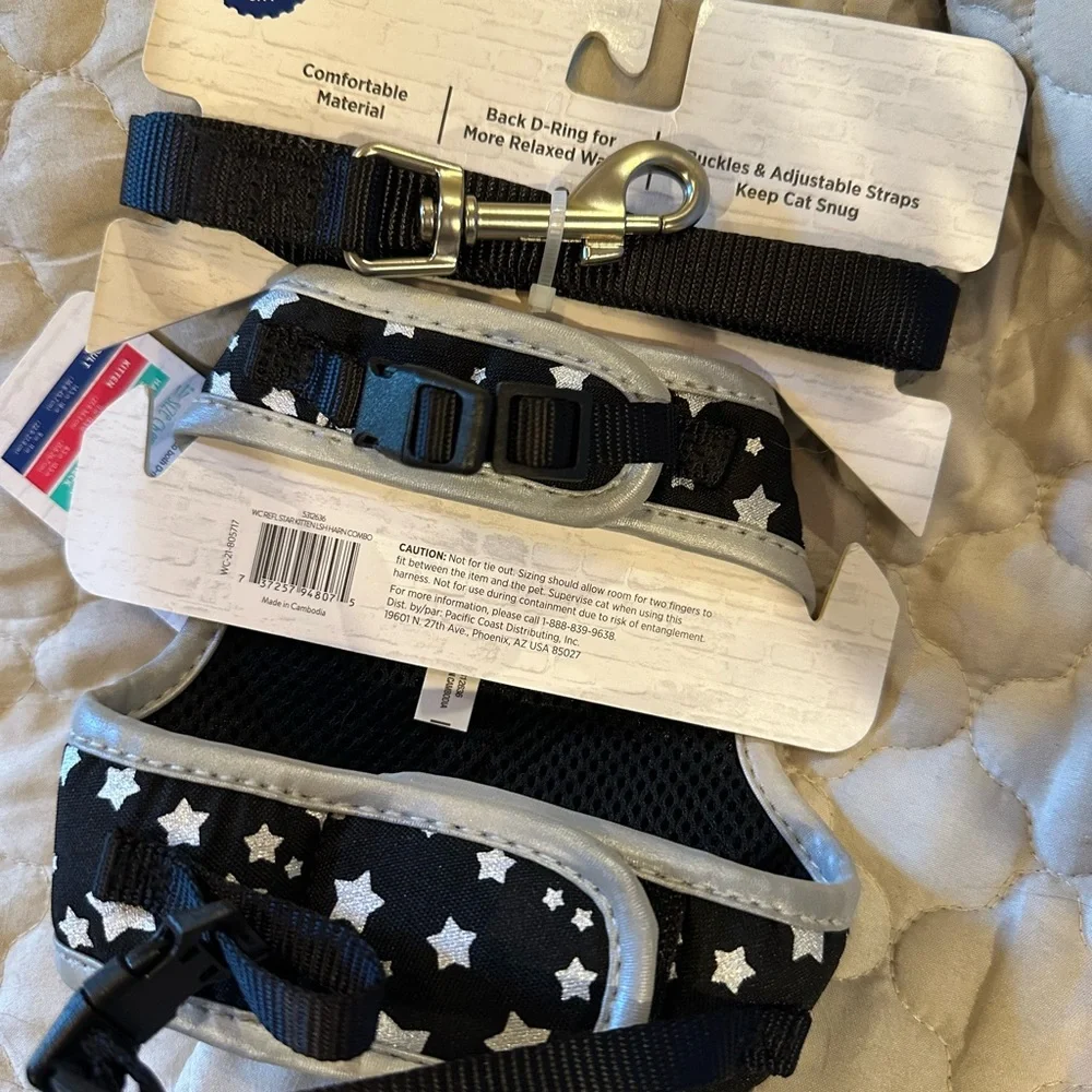Black and White Star Cat Vest Harness & Leash kitten